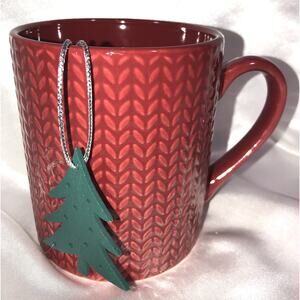 DesignPac Coffee Mug Cup Large Raised 3D Pattern Burgundy Christmas Tree Tag New